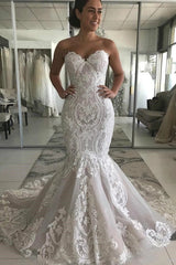 Elegant Long Strapless Appliques Lace Mermaid Wedding Dress