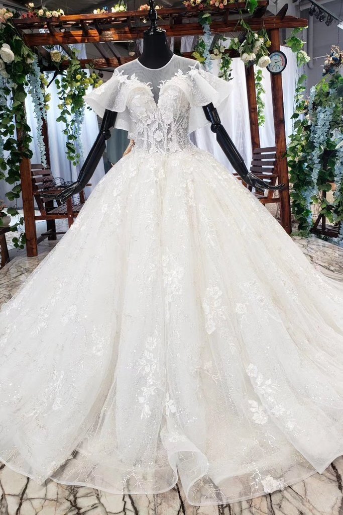 Gorgeous Ball Gown Long Tulle Lace Wedding Dress	 with Sleeves