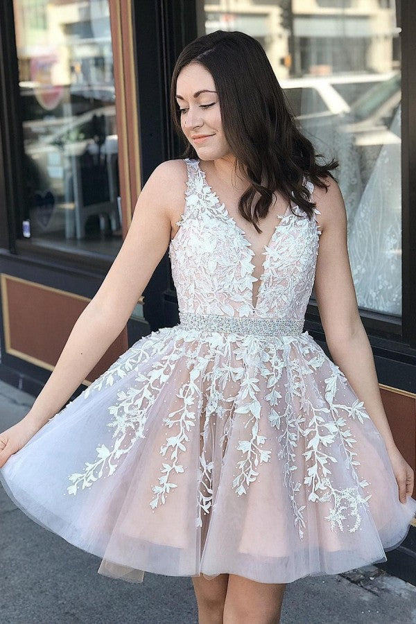Short A-line V-neck Tulle Floral Lace Sleeveless Homecoming Dresses