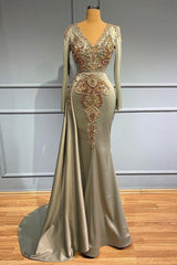 Long Sleeves Mermaid V-Neck Beaded Formal Prom Dresses with Sweep Train