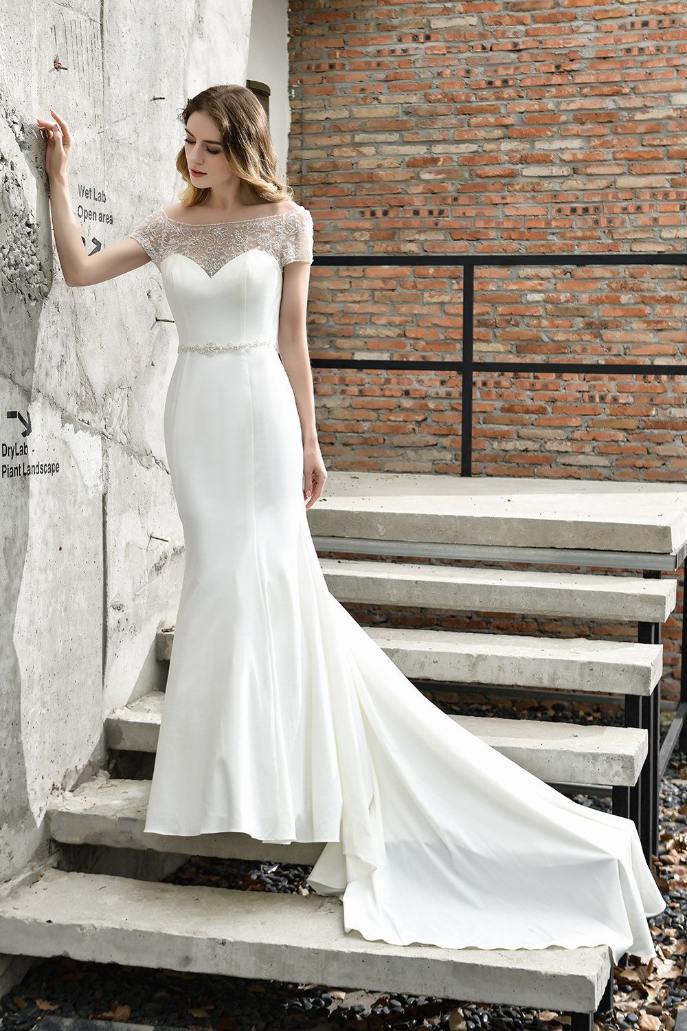 Long Mermaid Satin Lace Wedding Dress	 with Short Sleeve