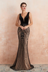 Long V-neck Lace Mermaid Formal Evening Dresses