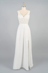 Long V-neck Appliques Lace Tulle A-line Wedding Dress with Slit