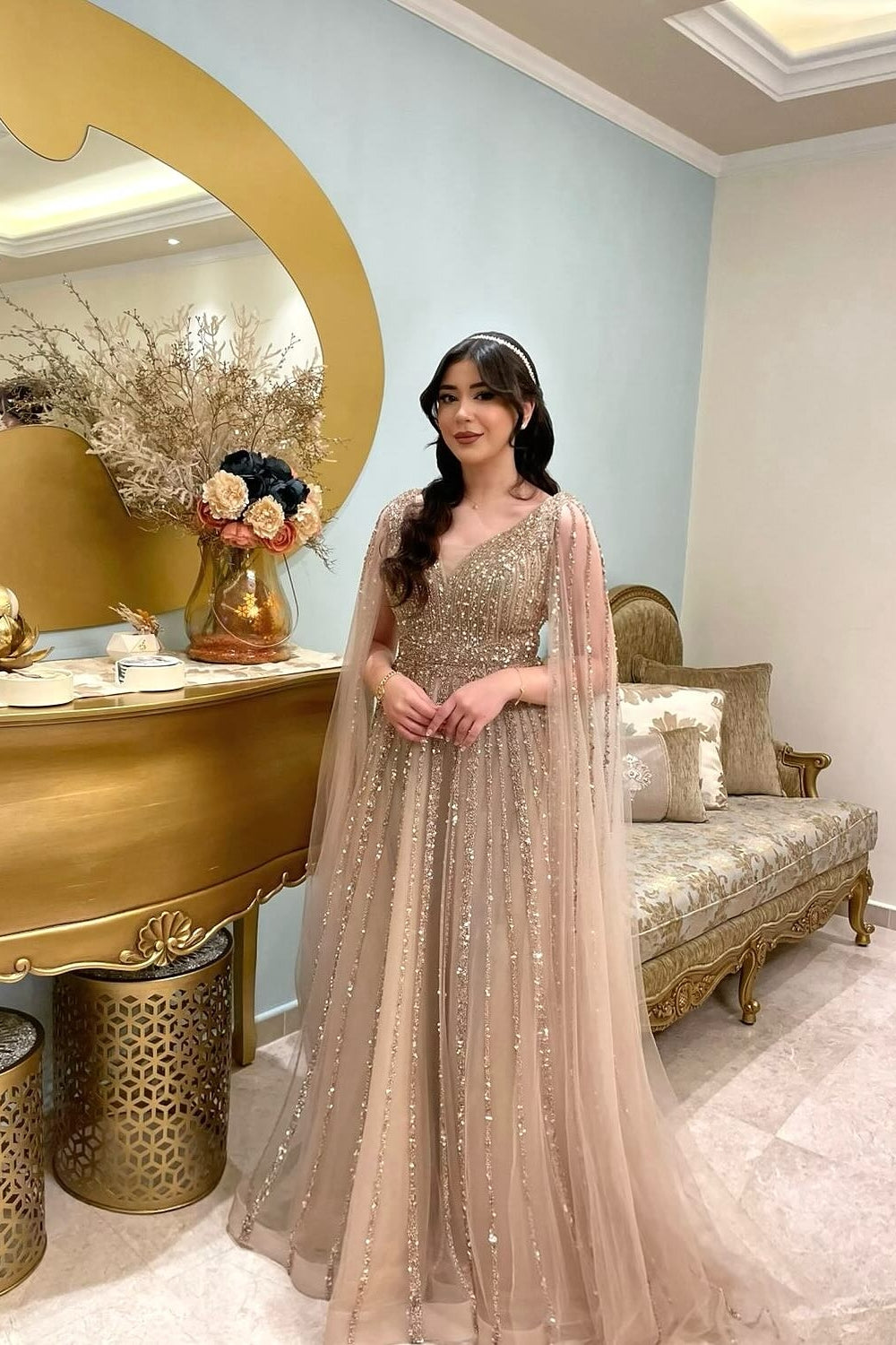 A-line V-Neck Long Sleeve Sequined Tulle Formal Evening Dresses