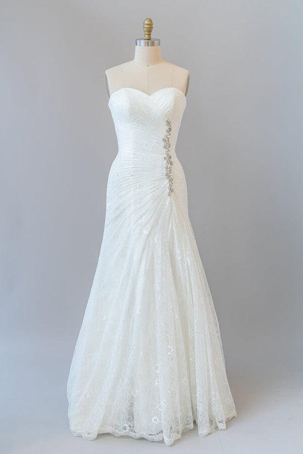 Chic Long Mermaid Strapless Ruffle Lace Wedding Dress