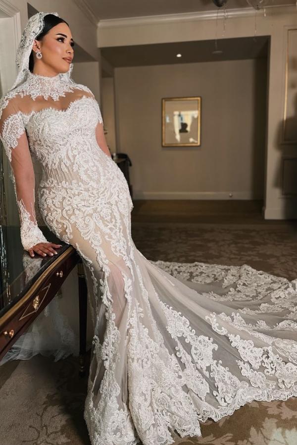 Elegant Plus Size High Neck Long Sleeve White Floor Length Mermaid Lace Wedding Dress