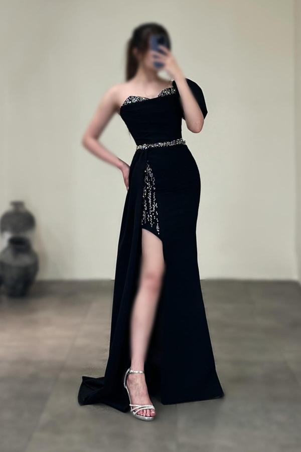 Black Long Mermaid One Shoulder Floor Length Split Front Satin Prom Dresses