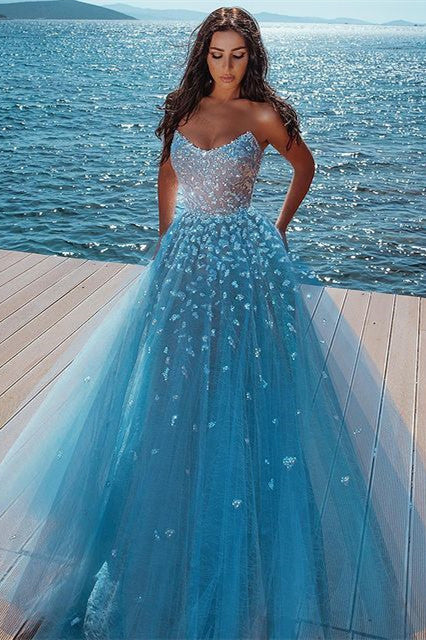 Long Strapless A-Line Floor Length Tulle Prom Dress With Appliques Lace