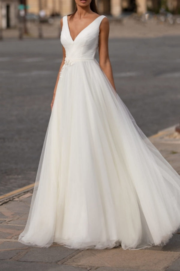 Elegant Long A-line V-neck Floor Length Tulle Sleeveless Wedding Dresses
