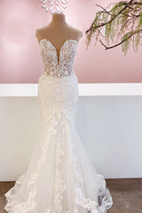 Classy Long Sweetheart Backless Floor Length Mermaid Wedding Dress With Appliques Lace
